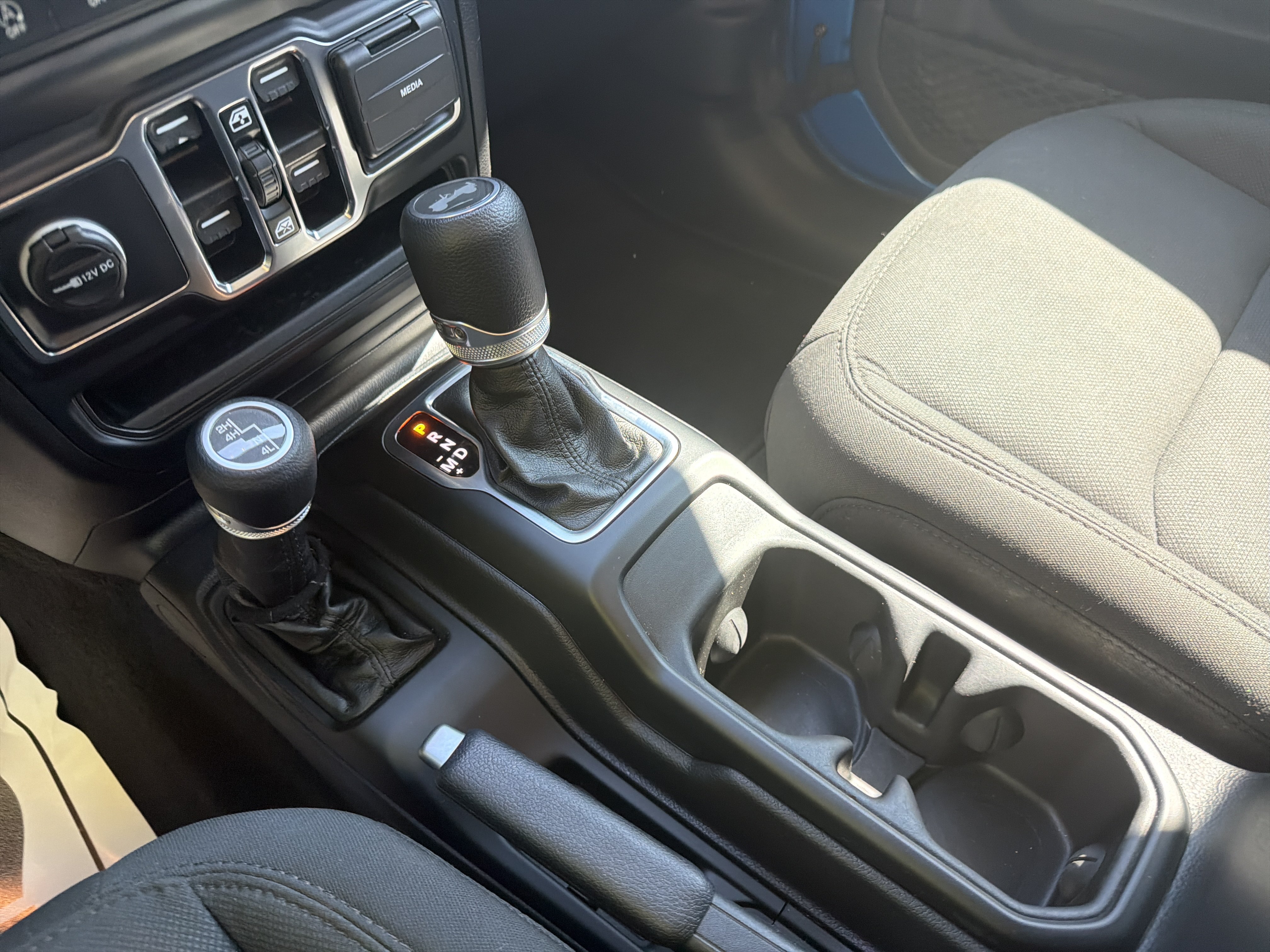 Used 2021 Jeep Wrangler Unlimited Sport AWD/4WD image 21
