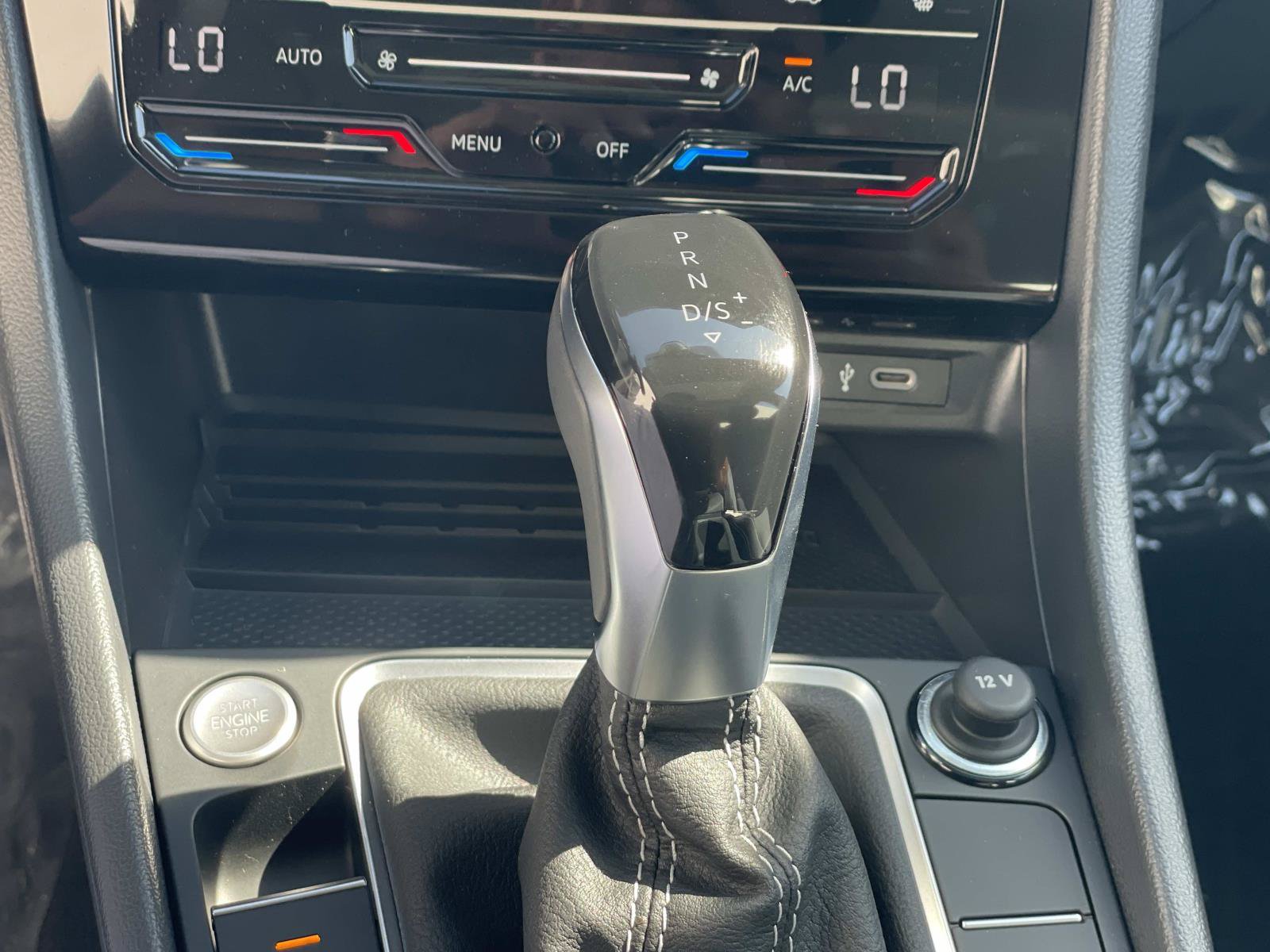 New 2027 Volkswagen Jetta SE FWD image 14