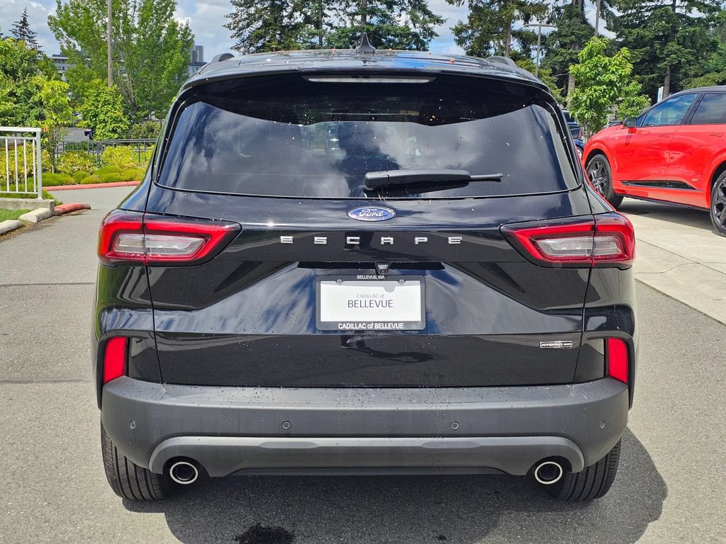 Used 2025 Ford Escape ST-Line Select w/ Tech Pack #1 AWD/4WD image 4