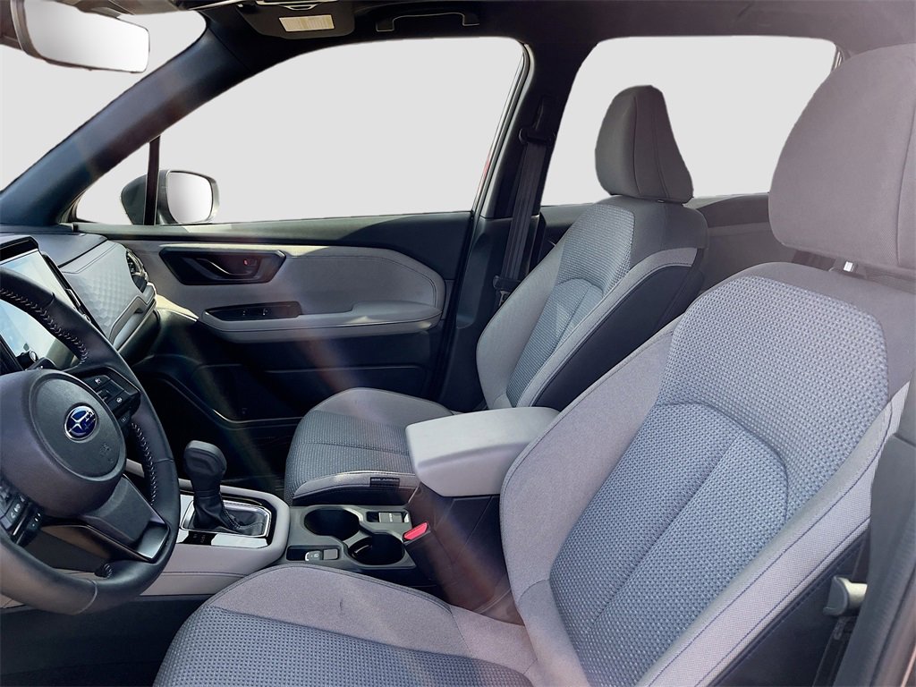 Used 2025 Subaru Forester Premium image 19