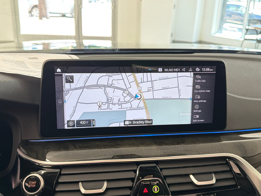 Used 2022 BMW 530e xDrive w/ Convenience Package AWD/4WD image 32