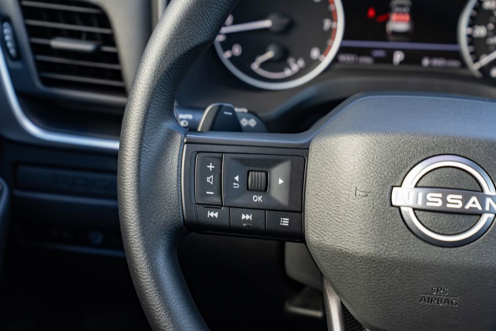 Certified 2025 Nissan Rogue S image 13