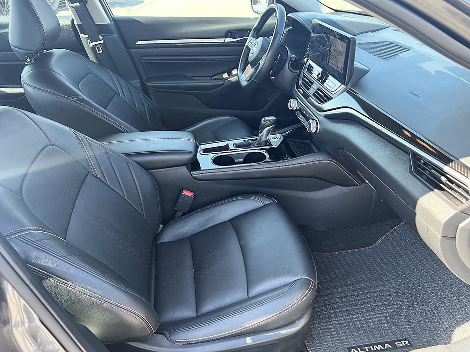 Certified 2023 Nissan Altima 2.5 SR w/ SR Premium Package image 17