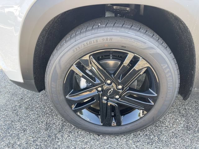 New 2026 Chevrolet Trax ACTIV w/ Sunroof Package FWD image 10
