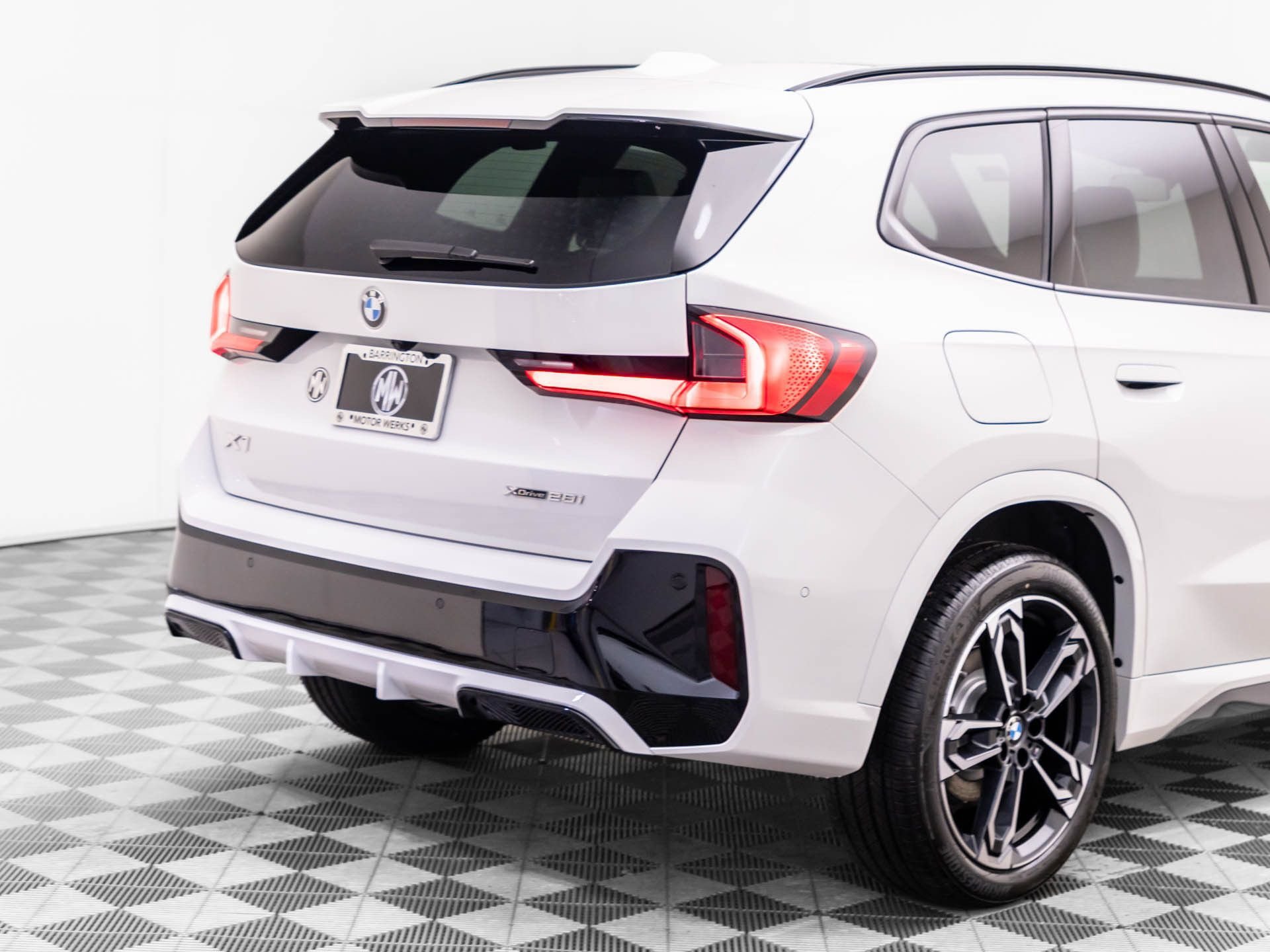 New 2026 BMW X1 xDrive28i AWD/4WD image 36