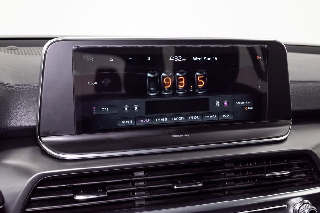 Used 2022 Kia Telluride S image 16