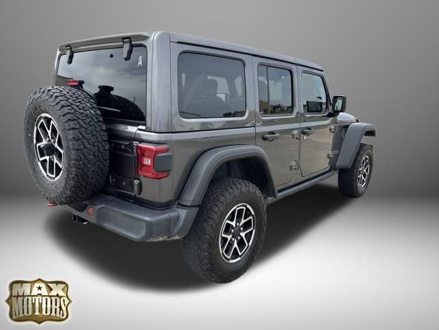 Used 2025 Jeep Wrangler Unlimited Rubicon AWD/4WD image 5