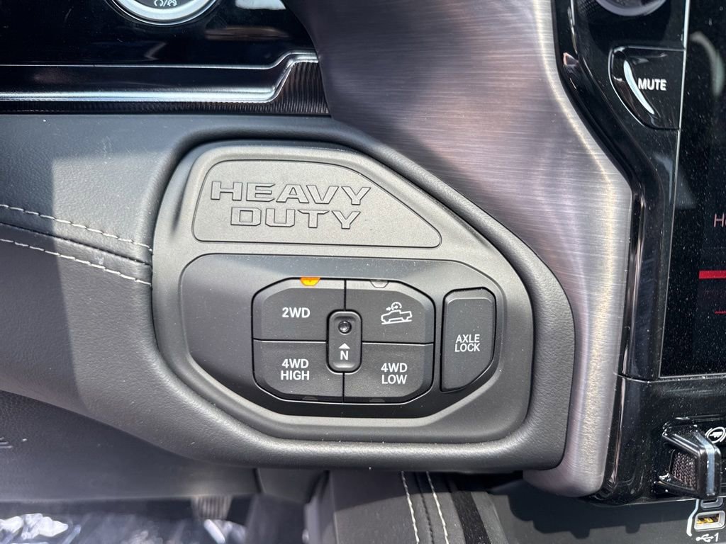 New 2026 RAM 2500 Rebel AWD/4WD image 17