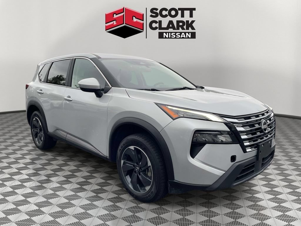 Used 2024 Nissan Rogue SV