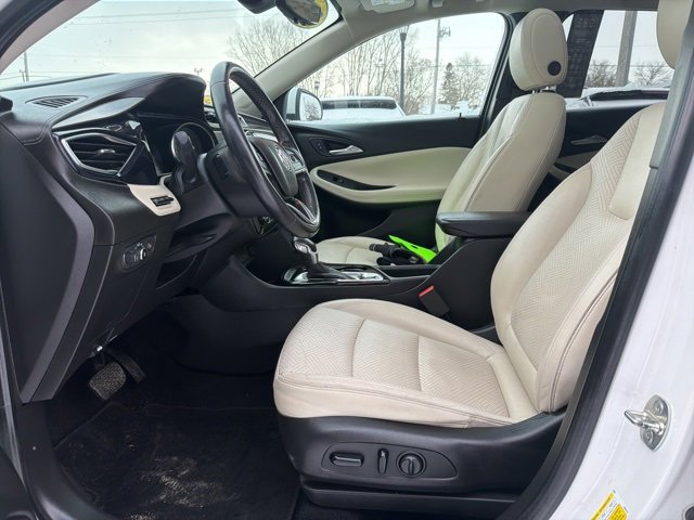 Certified 2021 Buick Encore GX Essence w/ Advanced Technology Package image 18