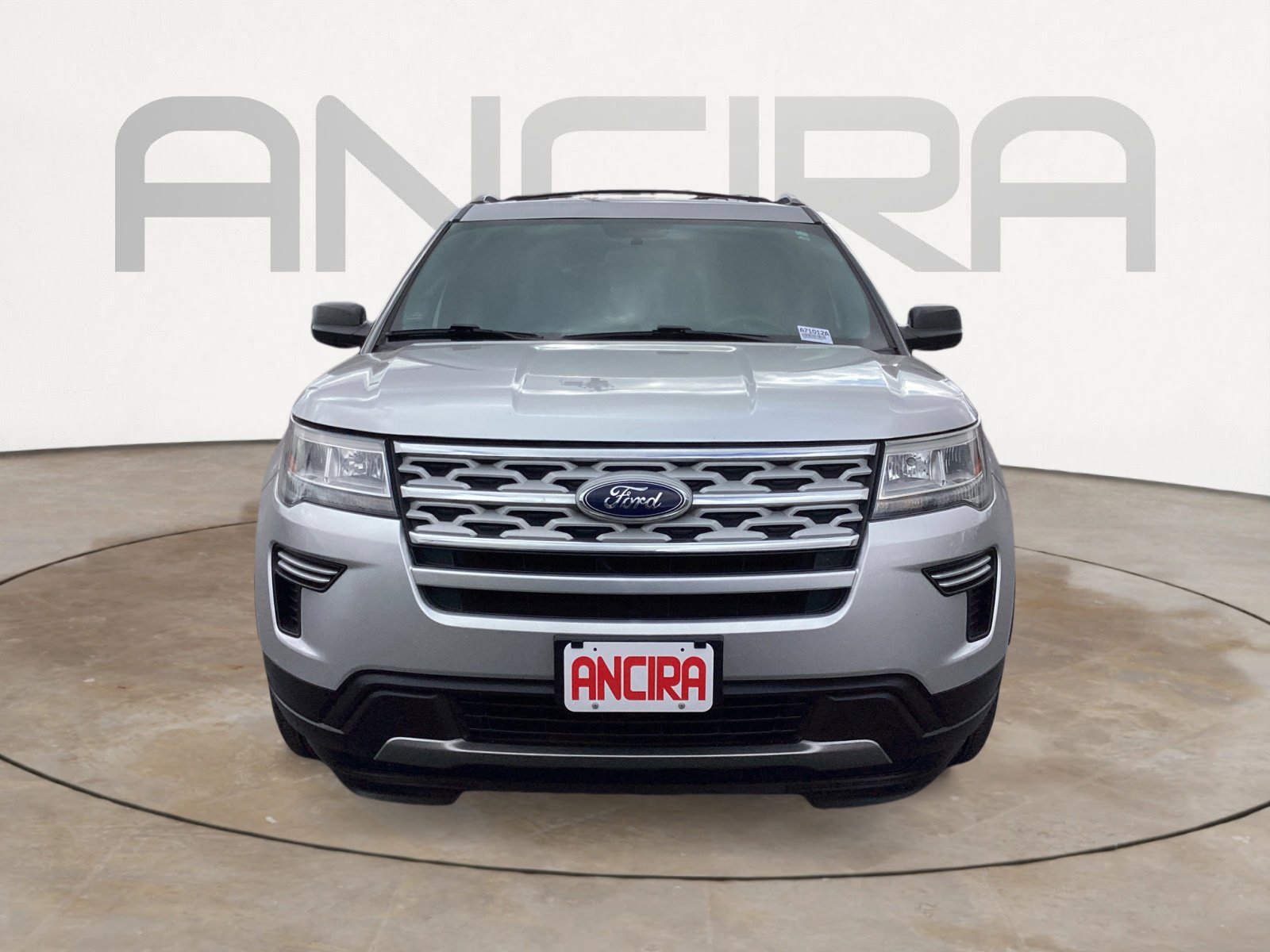 Used 2019 Ford Explorer XLT image 8