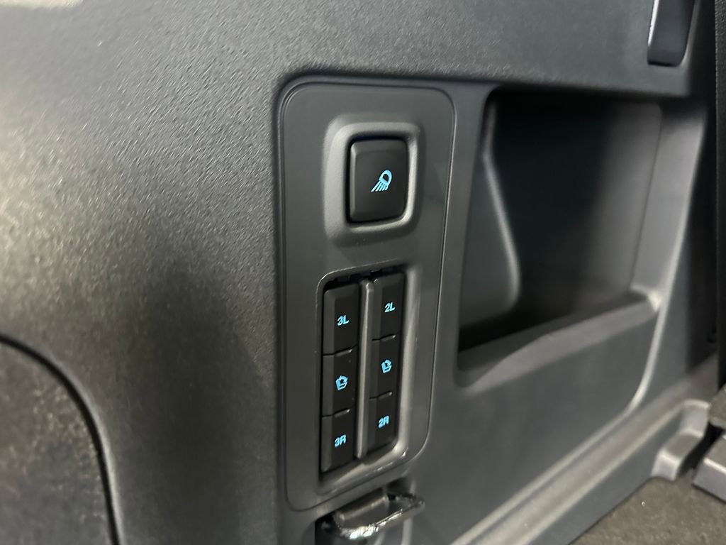 New 2025 Ford Expedition Platinum w/ Stealth Performance Package image 22