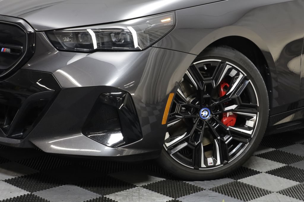 Used 2024 BMW i5 M60 w/ Executive Package AWD/4WD image 3