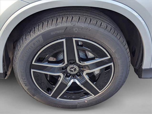New 2026 Mercedes-Benz GLC 300 4MATIC image 9