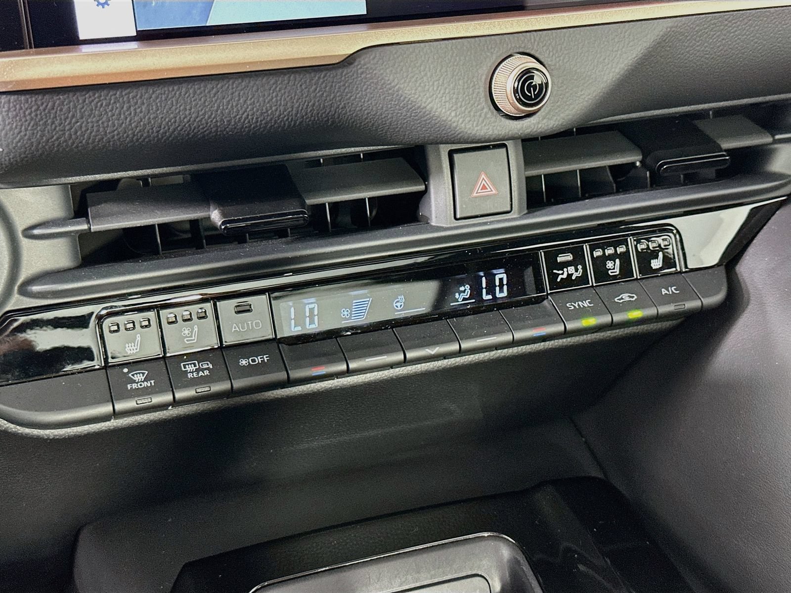 Certified 2026 Toyota Crown Platinum AWD/4WD image 16
