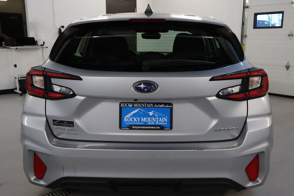 Used 2024 Subaru Impreza 2.0i AWD/4WD image 6
