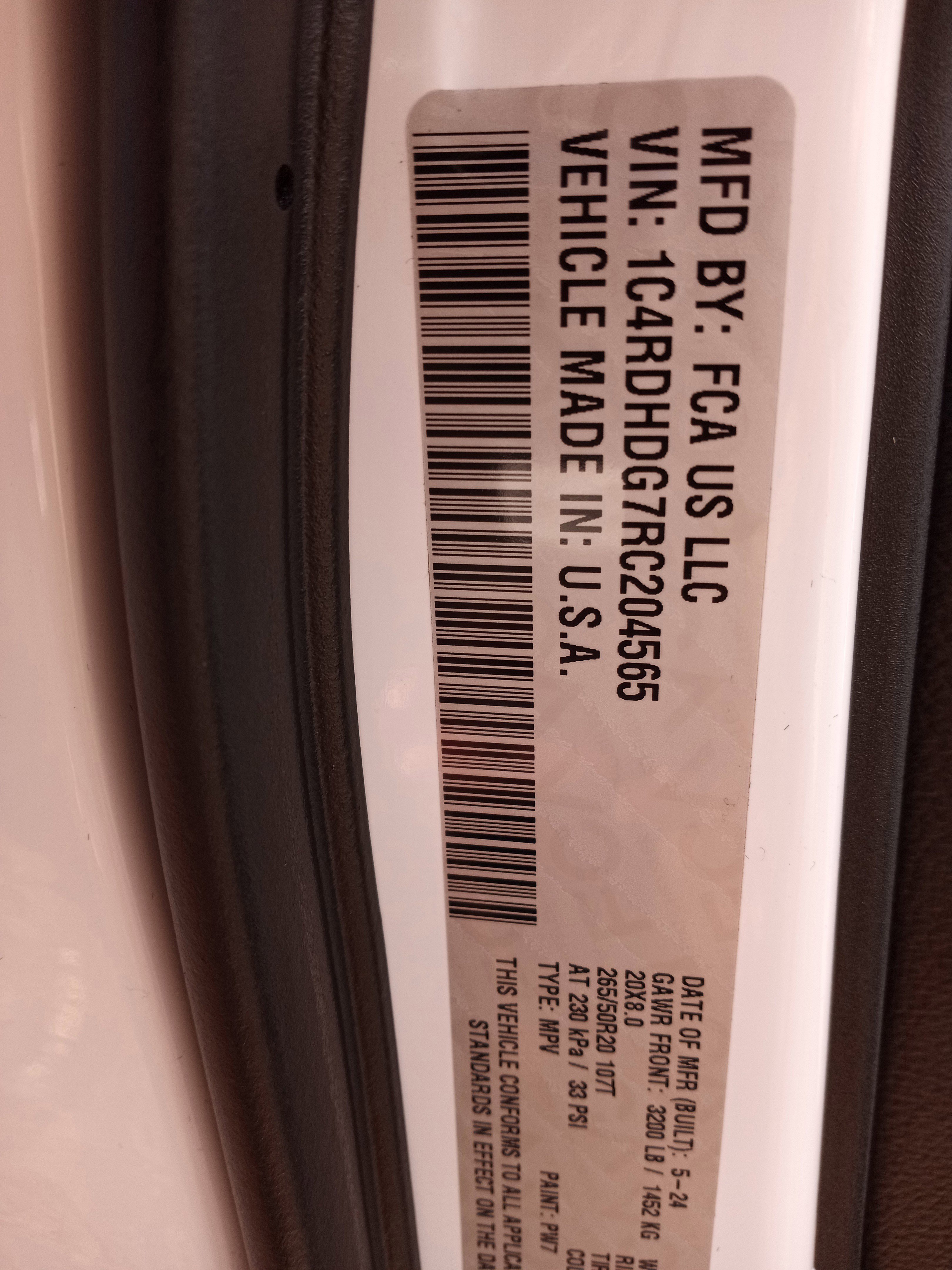 Used 2024 Dodge Durango GT image 45