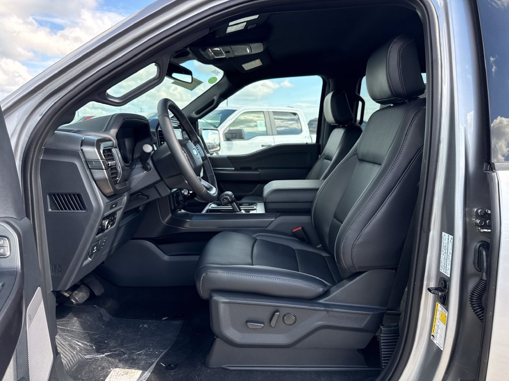 New 2026 Ford F150 Lariat w/ Equipment Group 501A Mid AWD/4WD image 18