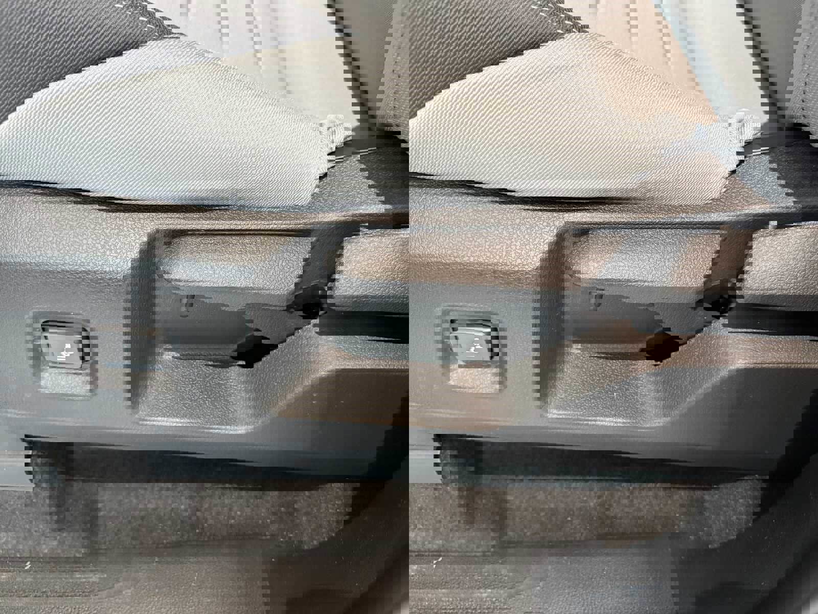 New 2025 Toyota Tacoma TRD Off-Road image 11