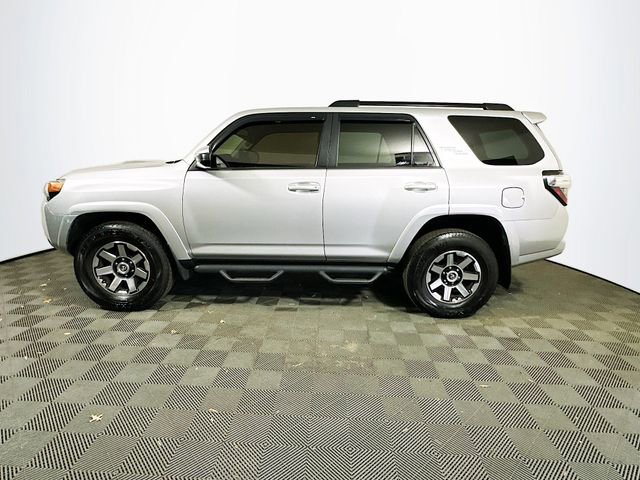 Used 2020 Toyota 4Runner TRD Off-Road image 5