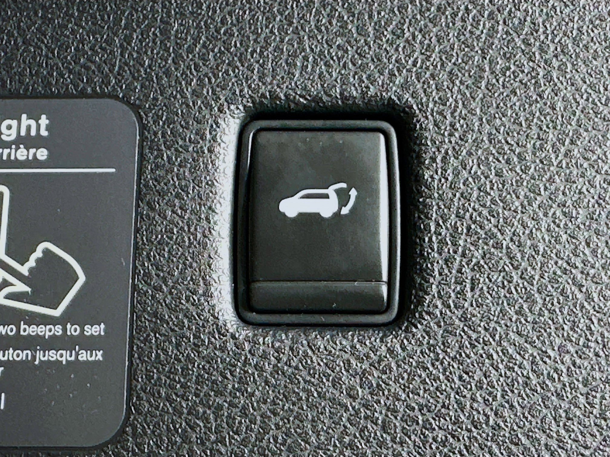 Used 2021 INFINITI QX50 Luxe w/ Appearance Package image 29