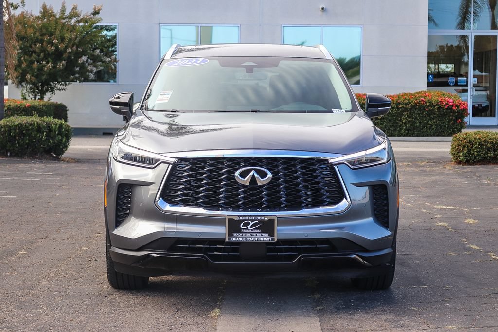 Certified 2023 INFINITI QX60 Luxe w/ Cargo Package FWD image 2