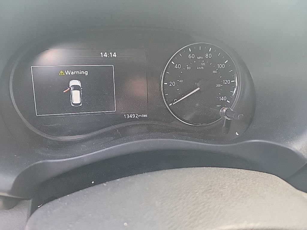 Used 2023 Nissan Kicks SR w/ SR Premium Package image 23