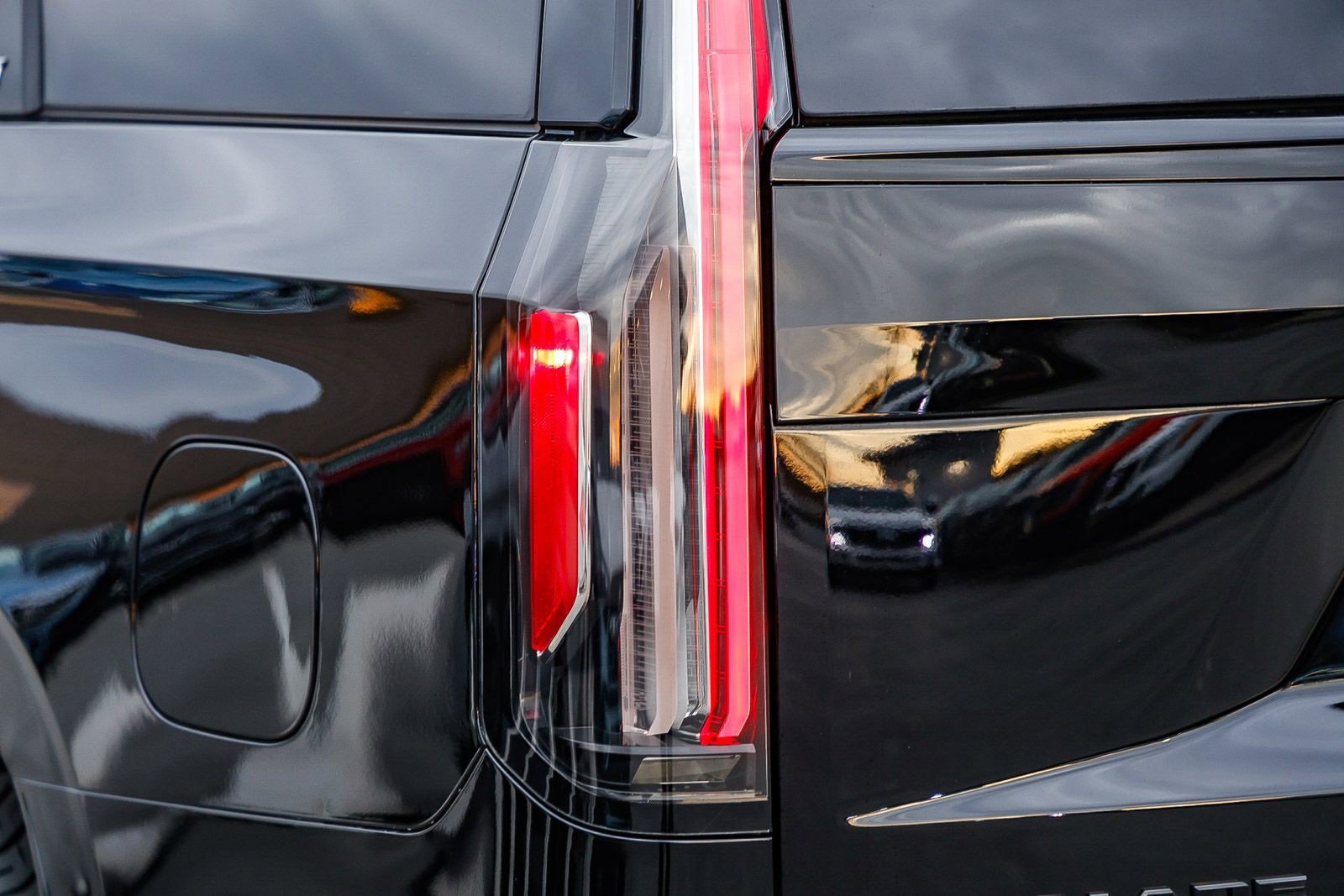 Used 2023 Cadillac Escalade Sport image 8