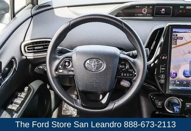 Used 2021 Toyota Prius Prime XLE image 17