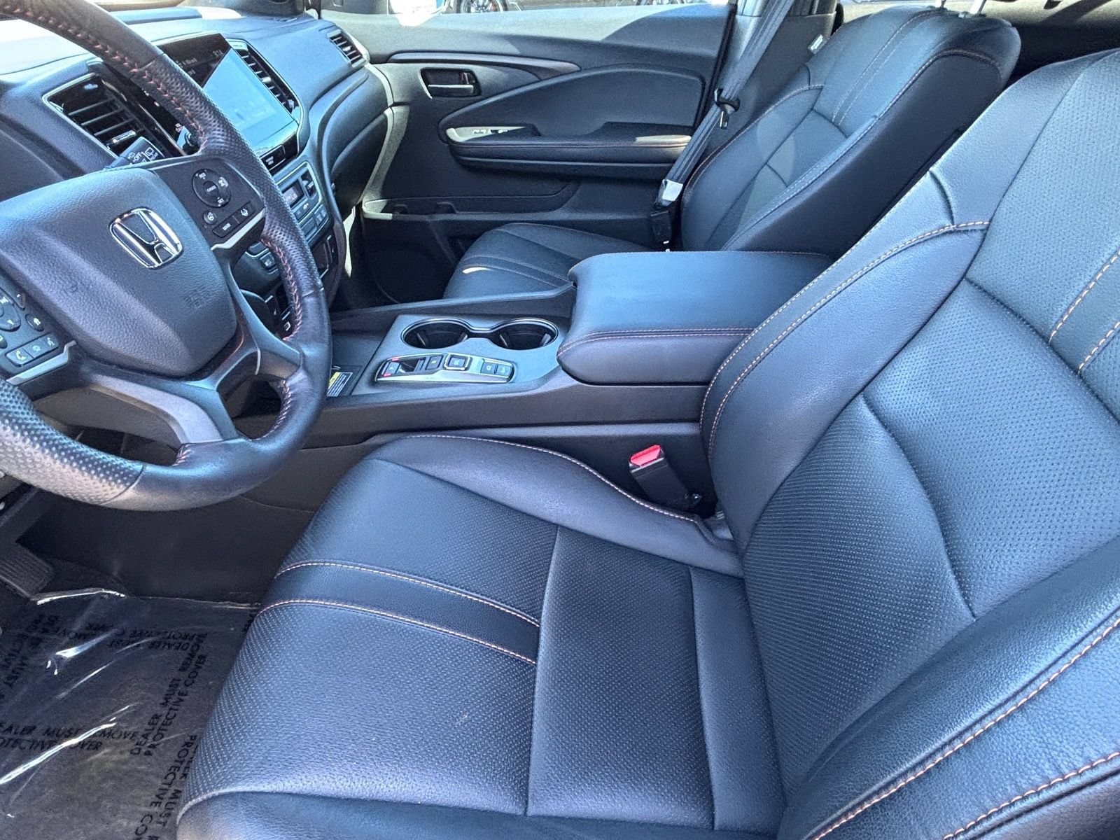 Certified 2025 Honda Passport TrailSport image 18