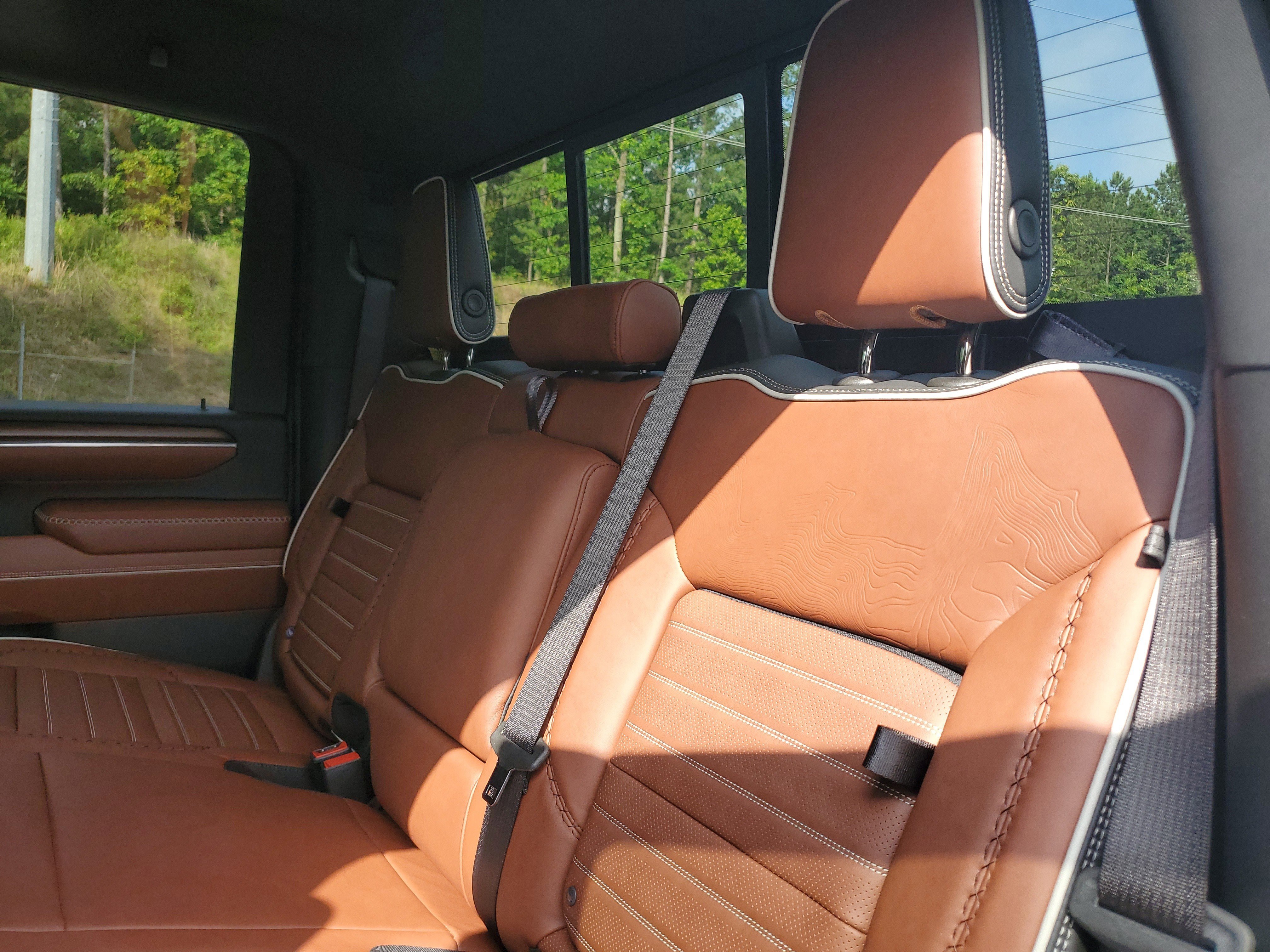 New 2025 GMC Sierra 2500 Denali Ultimate w/ Max Trailering Package image 11