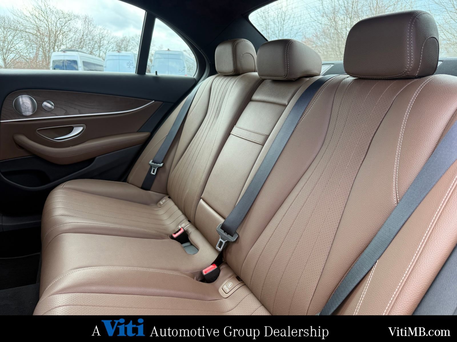 Used 2018 Mercedes-Benz E 300 image 22