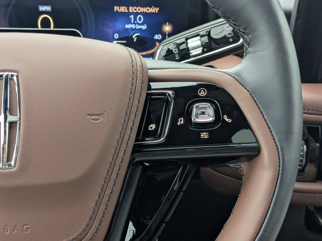 New 2026 Lincoln Aviator Reserve w/ Illumination Package RWD image 30