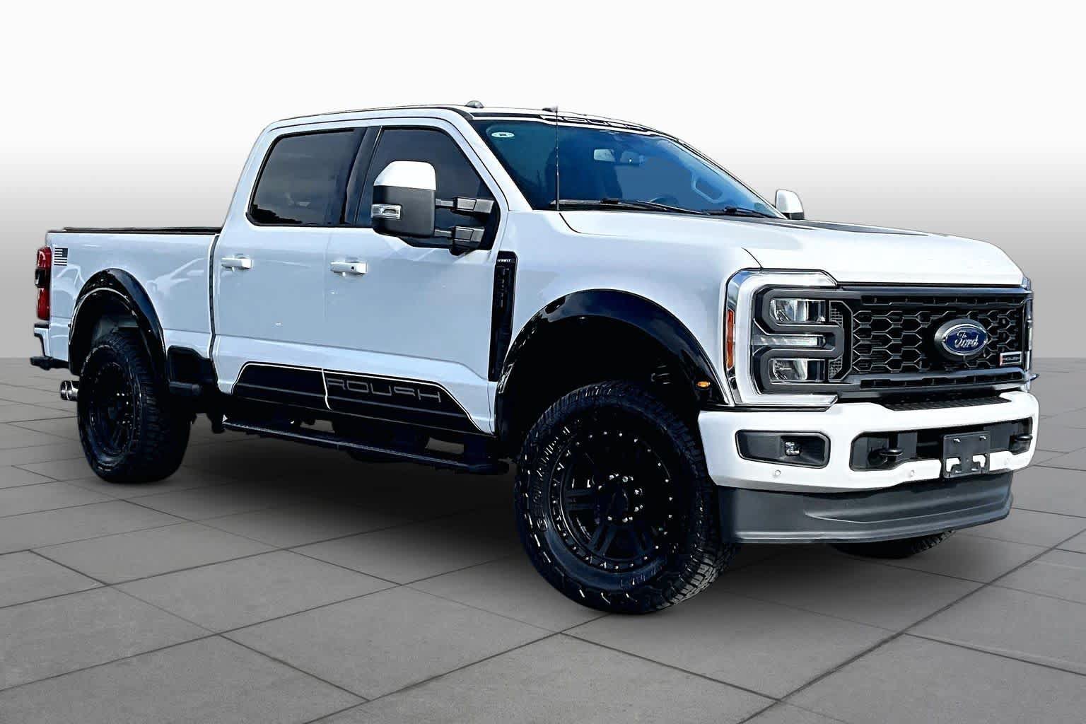 Used 2023 Ford F250 Lariat w/ Lariat Ultimate Package AWD/4WD image 3