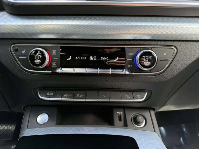 Certified 2024 Audi Q5 2.0T Premium Plus w/ Premium Plus Package AWD/4WD image 16