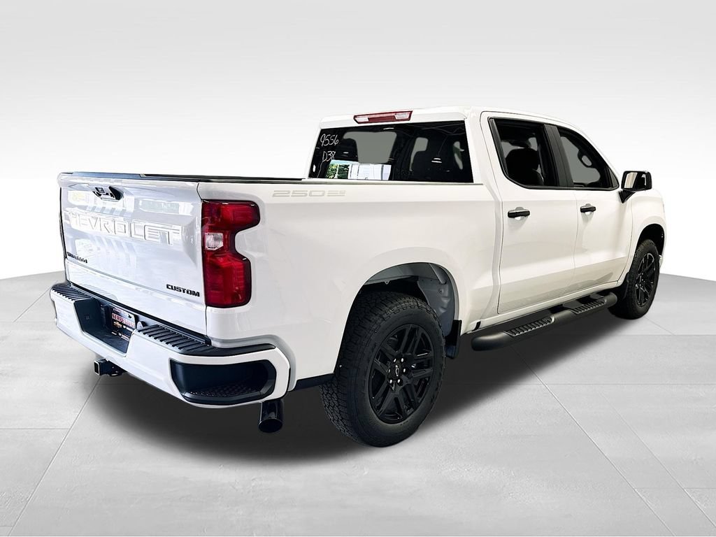New 2026 Chevrolet Silverado 1500 Custom AWD/4WD image 11