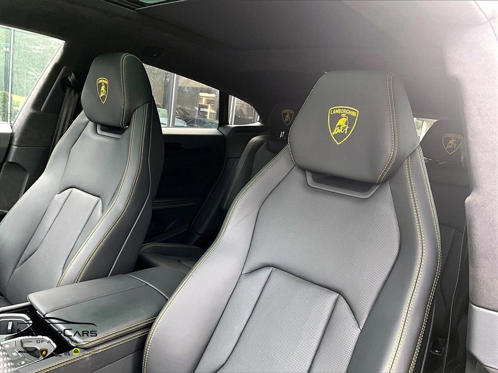Used 2024 Lamborghini Urus S image 23