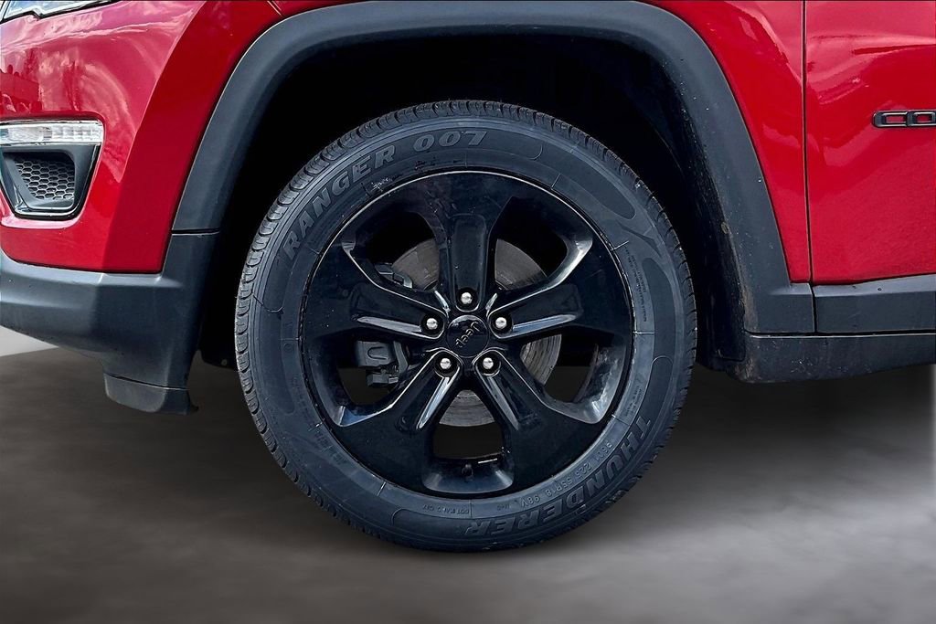 Used 2018 Jeep Compass Latitude w/ Popular Equipment Group image 10