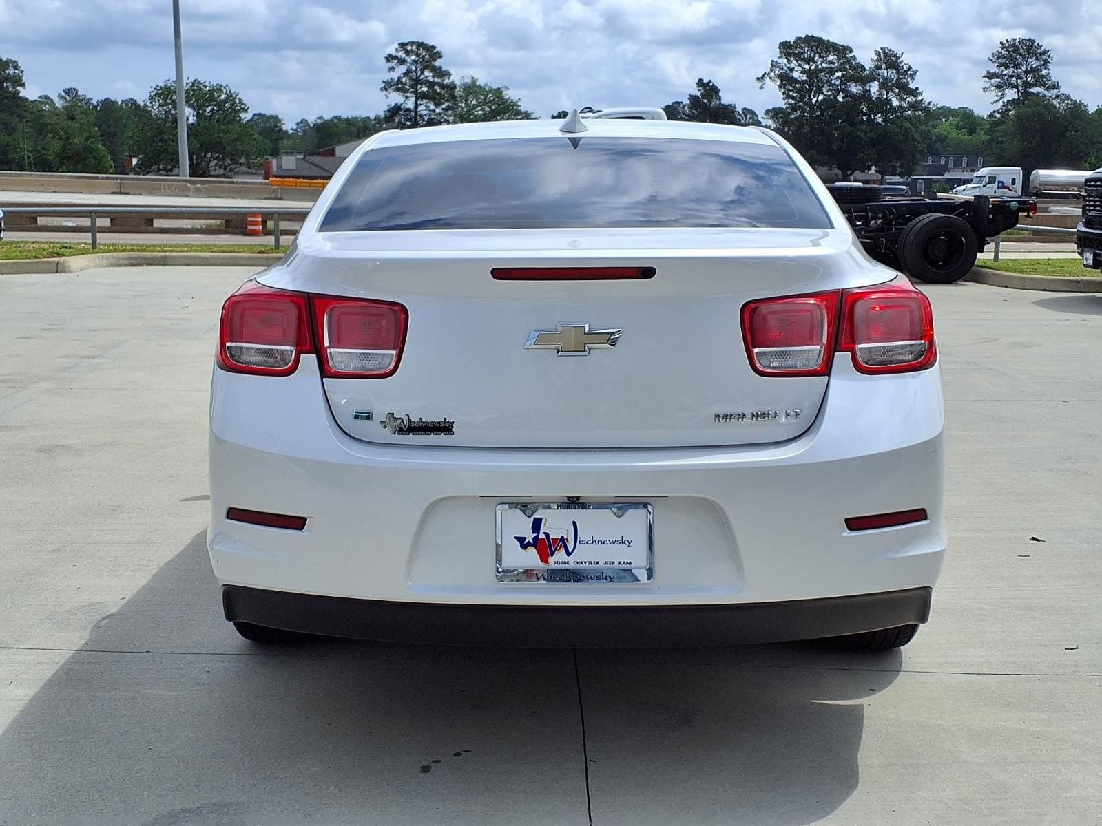 Used 2015 Chevrolet Malibu LT FWD image 7