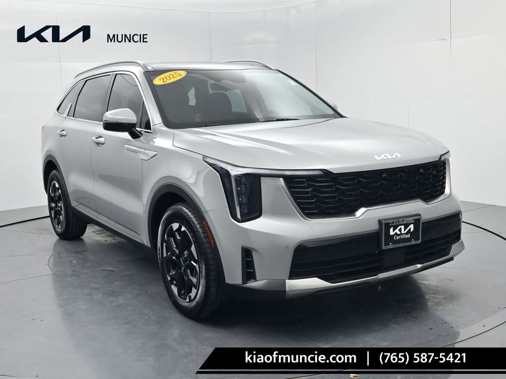 Used 2025 Kia Sorento S w/ Panoramic Sunroof Package image 1