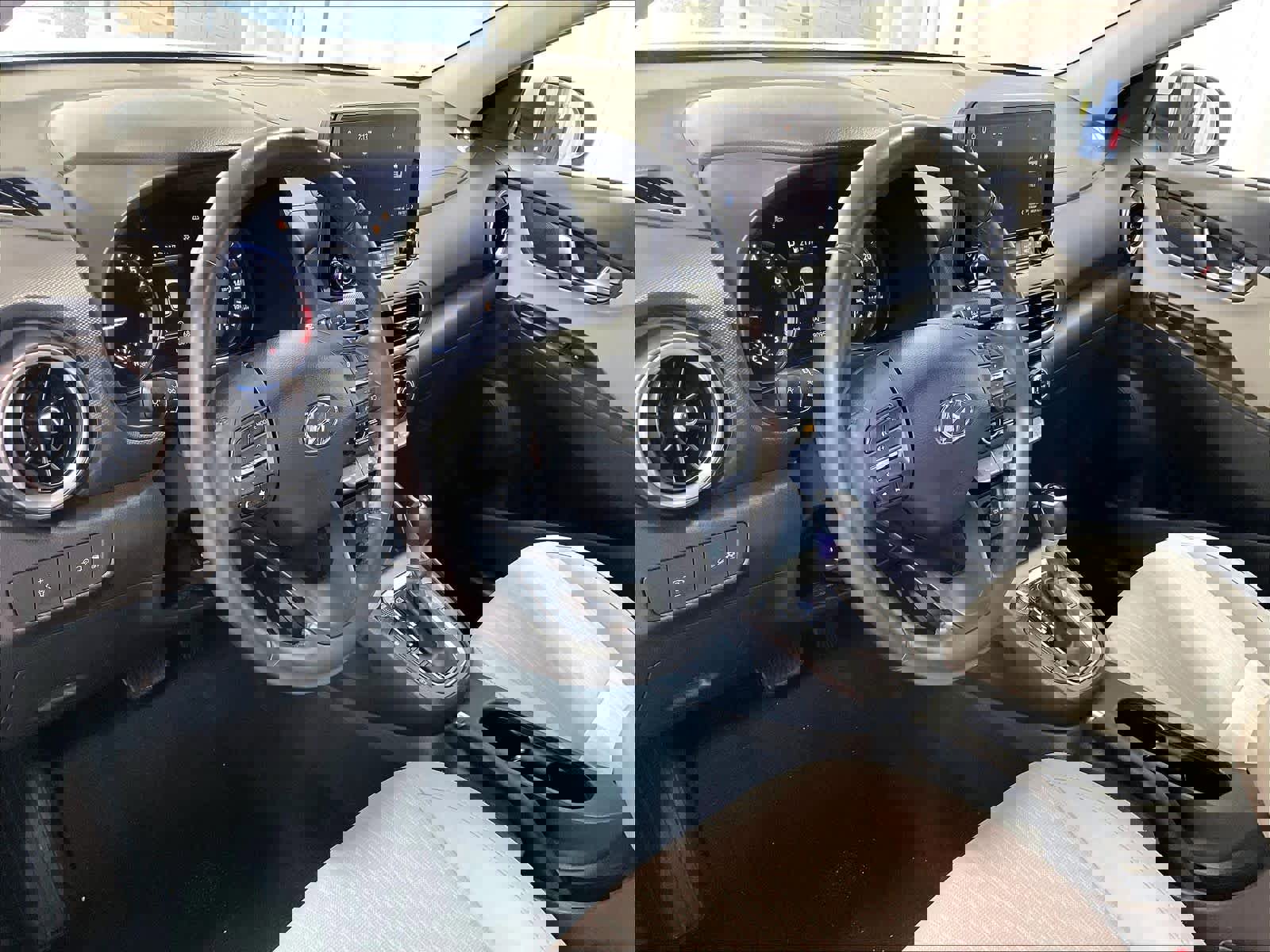 Certified 2023 Hyundai Kona SEL w/ Convenience Package AWD/4WD image 8