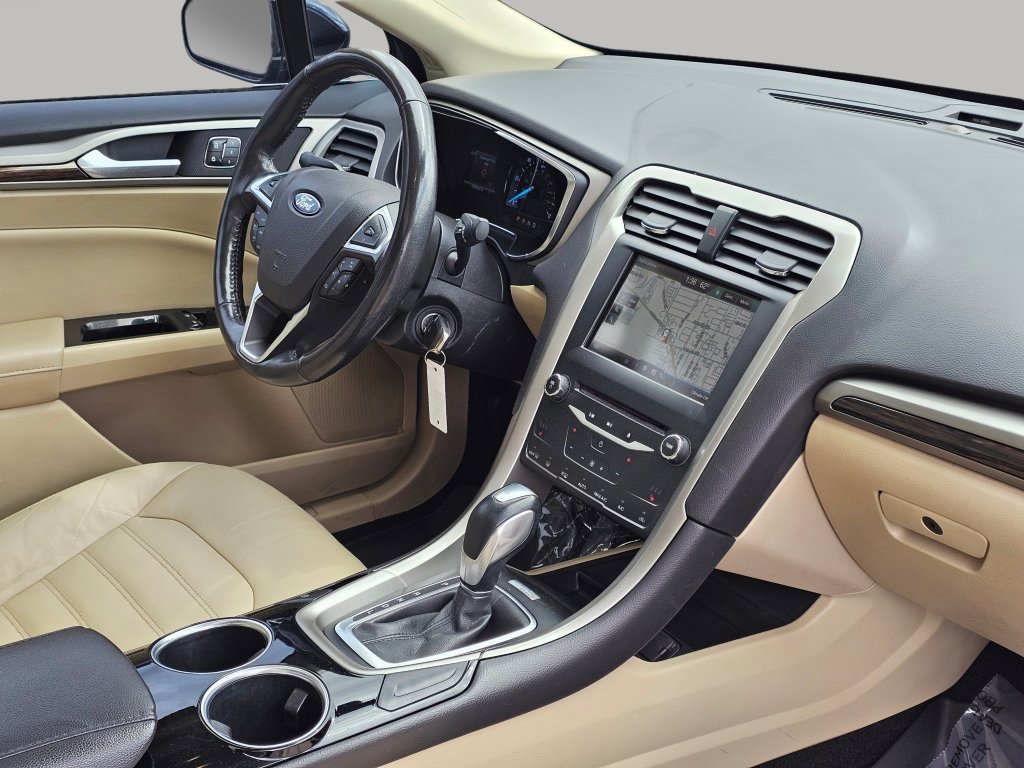 Used 2013 Ford Fusion SE FWD image 26