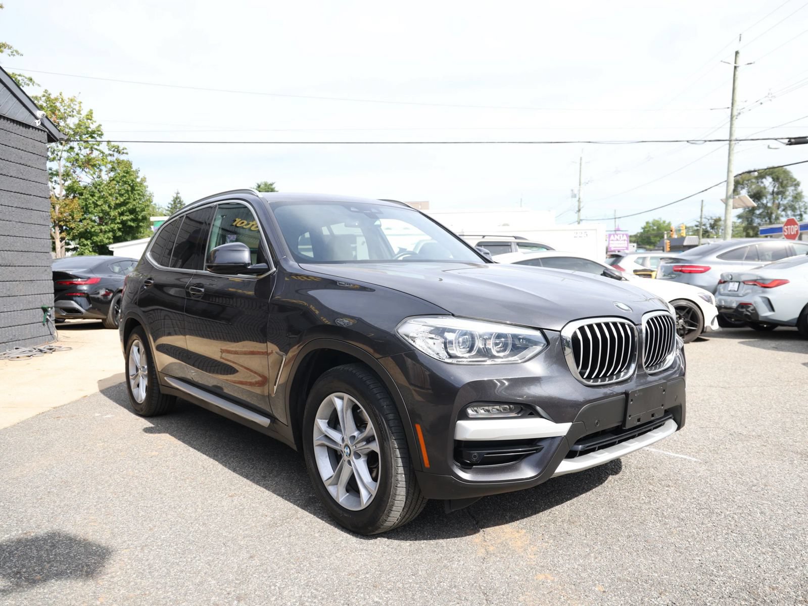 Used 2021 BMW X3 xDrive30i w/ Convenience Package (ZC2) AWD/4WD image 3
