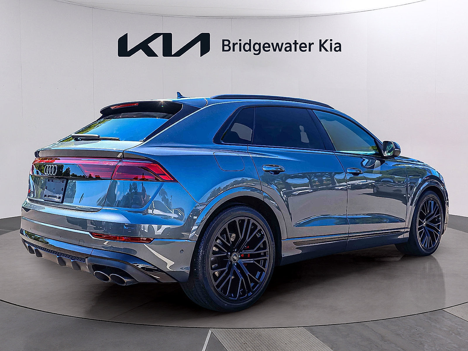 Used 2024 Audi SQ8 Premium Plus w/ S Sport Package AWD/4WD image 6