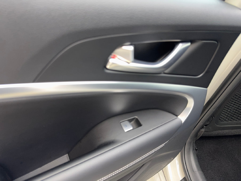 Used 2026 Genesis G70 2.5T RWD image 40