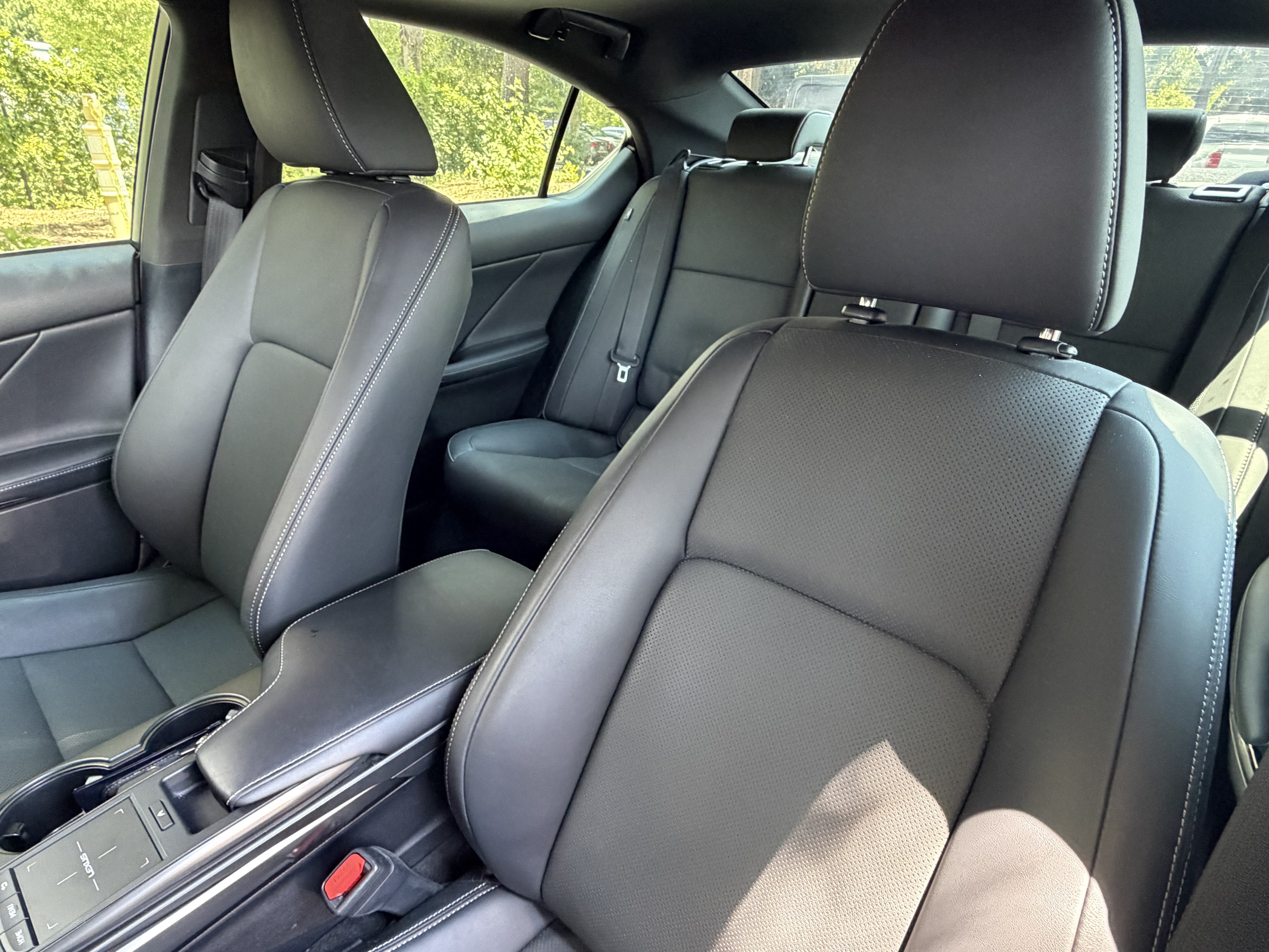 Certified 2024 Lexus IS 350 F Sport RWD image 18