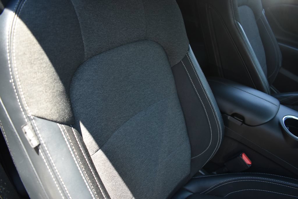 Used 2024 Ford Mustang Convertible RWD image 28