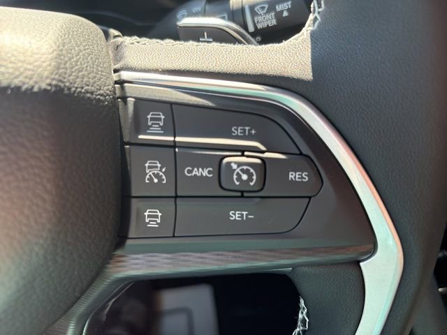 New 2025 Jeep Grand Cherokee Altitude AWD/4WD image 23