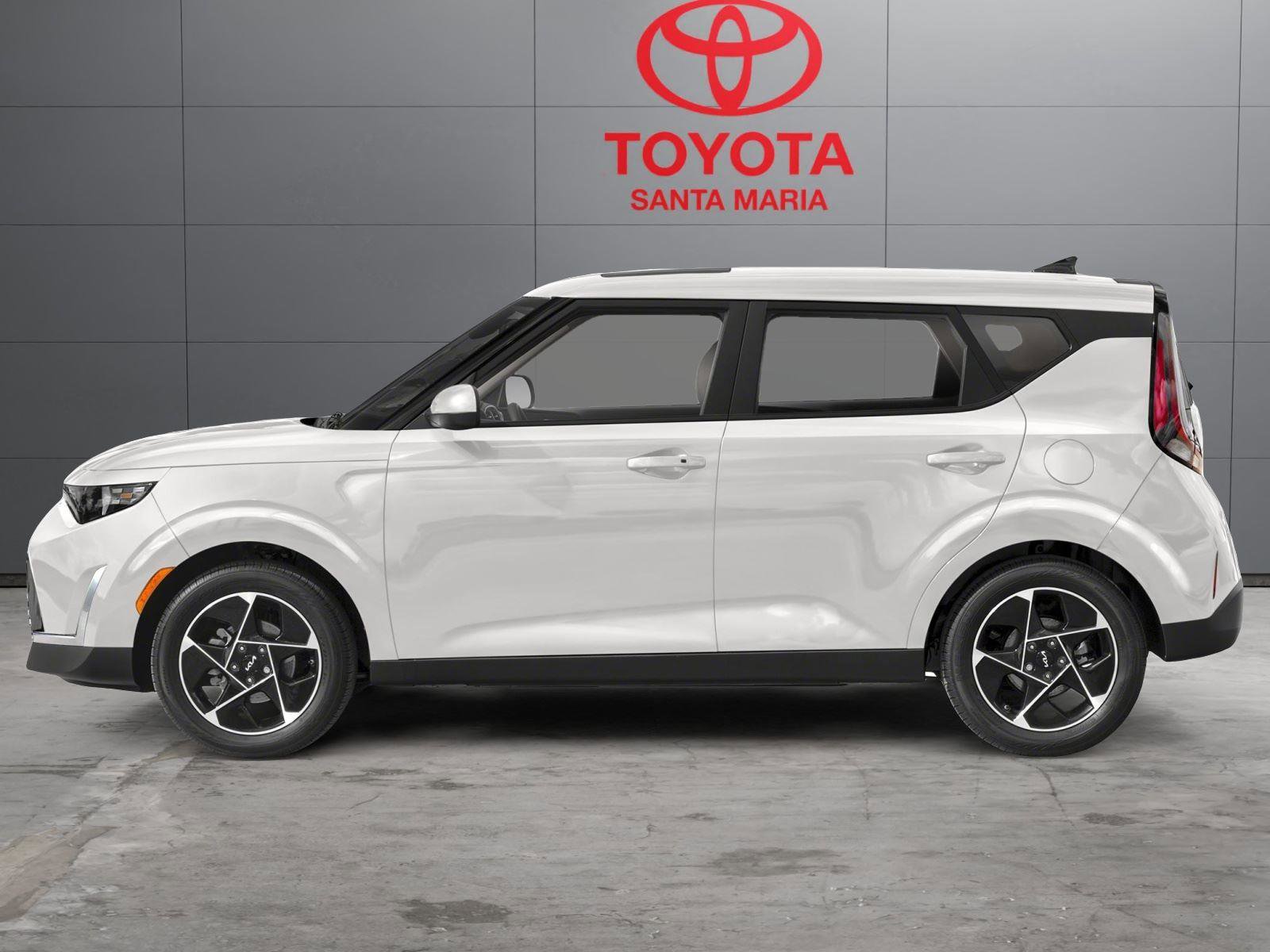 Used 2024 Kia Soul EX image 3