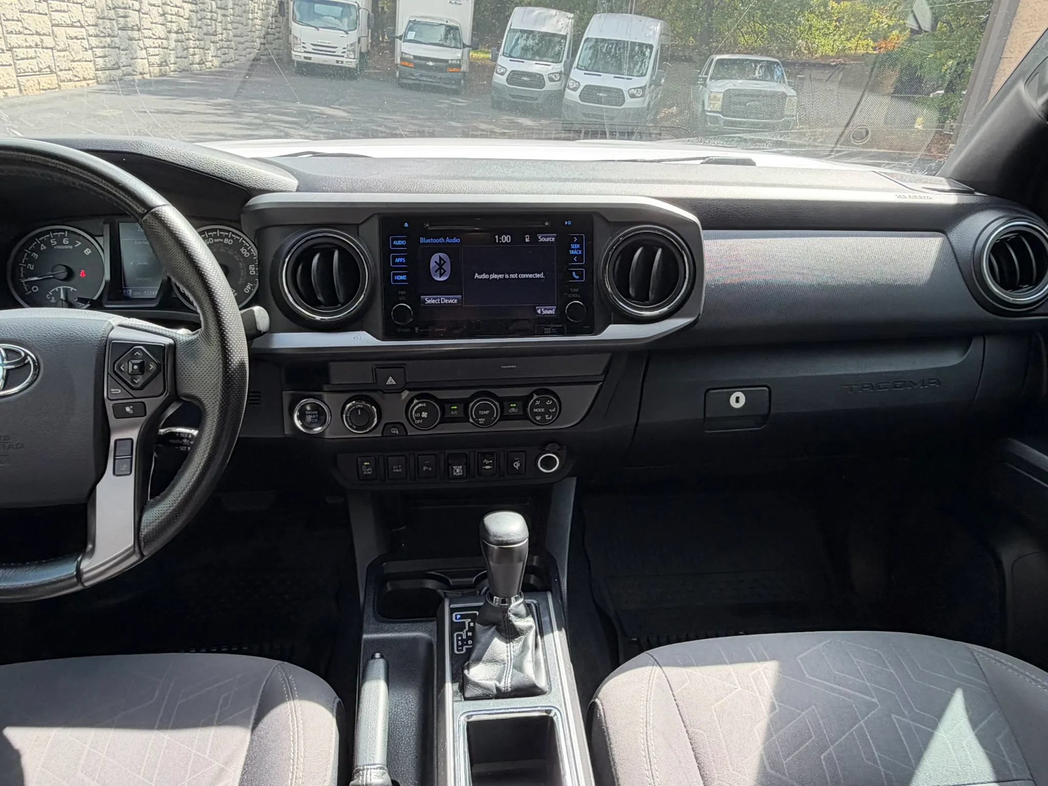 Used 2019 Toyota Tacoma TRD Off-Road w/ Technology Package AWD/4WD image 21